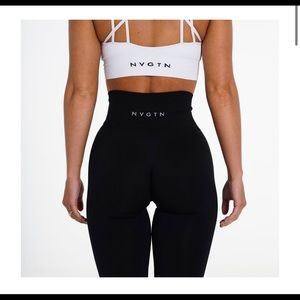 NVGTN Black Solid Seamless Leggings sz: S